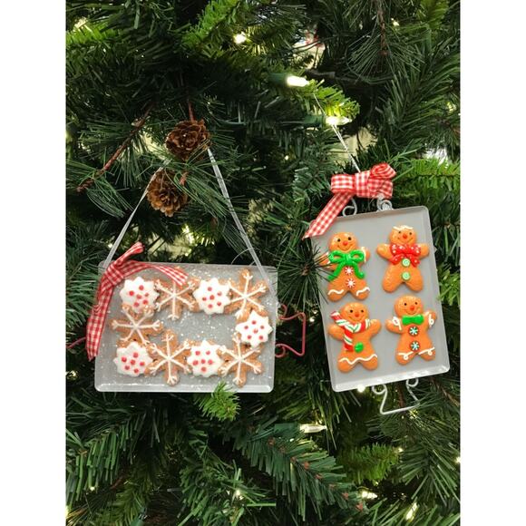 Iced Gingerbread Men Cookie Sheet set/2 Christmas Tree Ornaments - Picture 1 of 3